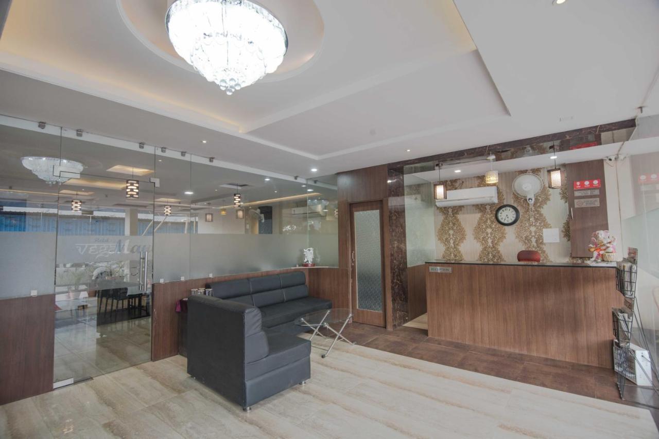 Hotel Mayur Palace Бопал Екстериор снимка